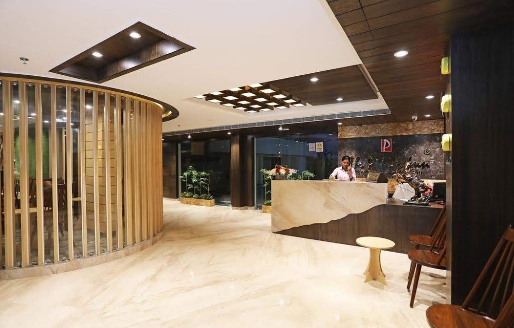 HOTEL LEISURE